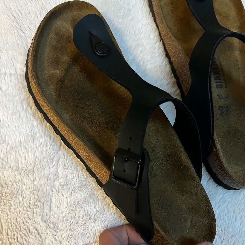 Size 9 Birkenstocks - Picture 4 of 8